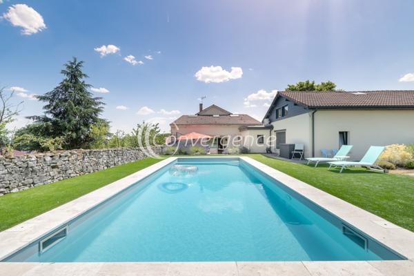 Maison
                                                                                                                                                                                                                                                                                                                        7 pièce(s)                                                                                                                                                                                                          5 chambre(s)                                                                                                                                                                                                          235  m²