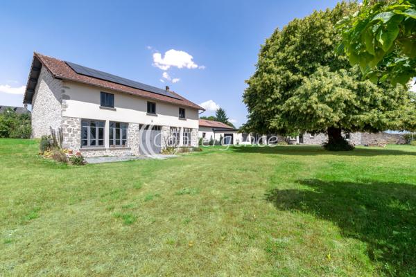 Maison
                                                                                                                                                                                                                                                                                                                        7 pièce(s)                                                                                                                                                                                                          5 chambre(s)                                                                                                                                                                                                          235  m²