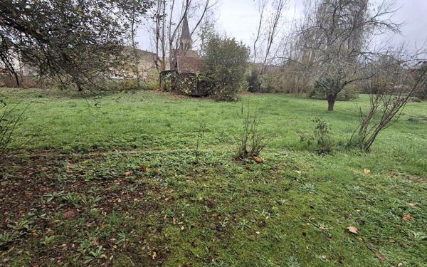 Maison à vendre    5 pièces •  Saint-Pierre-de-Chignac