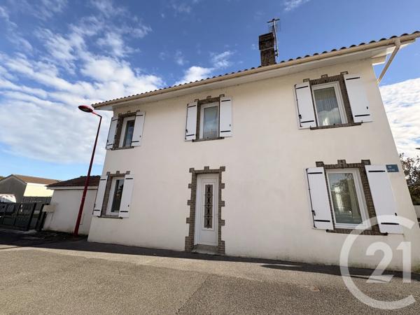 Maison à vendre  5 pièces - 135 m 2   ORTHEZ  - 64