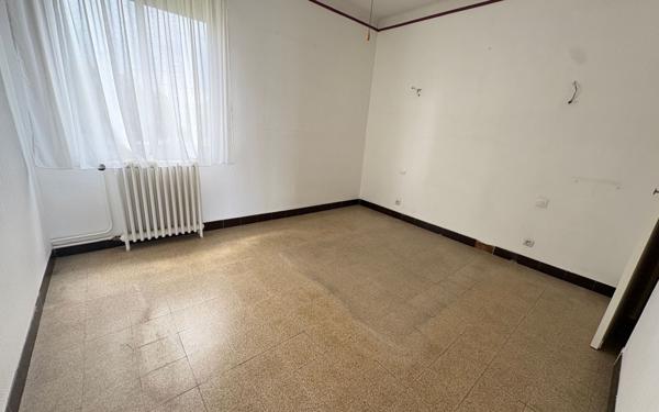 Immeuble à vendre    6 pièces •  Carcassonne