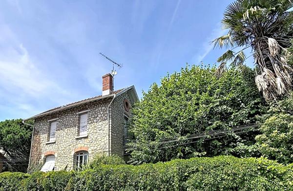 Rare en centre-ville de Montauban - Maison familiale avec jardin, annexe et 5 chambres