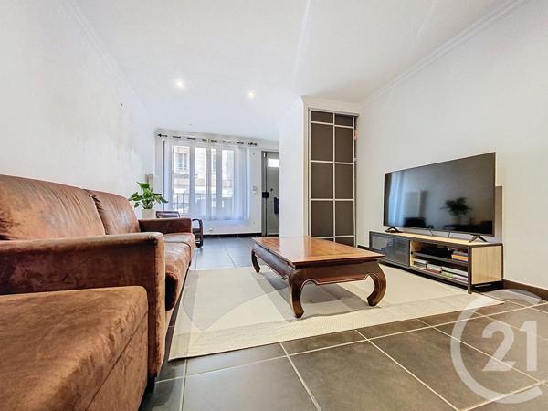 Maison à vendre  7 pièces - 185,49 m2 ROCHEFORT - 17