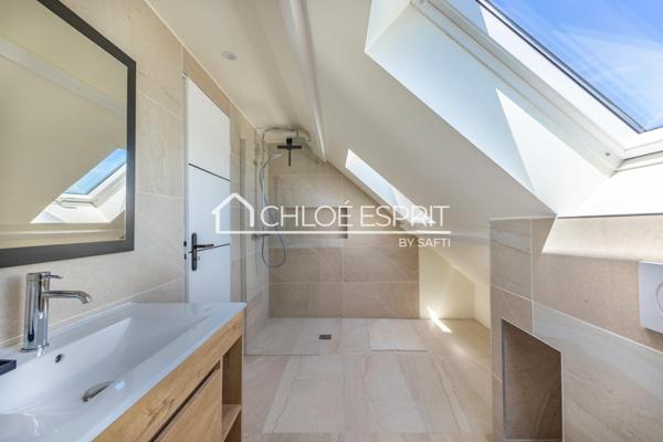 MAISON FAMILIALE 10 PIÈCES RÉNOVÉE