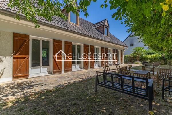 MAISON FAMILIALE 10 PIÈCES RÉNOVÉE