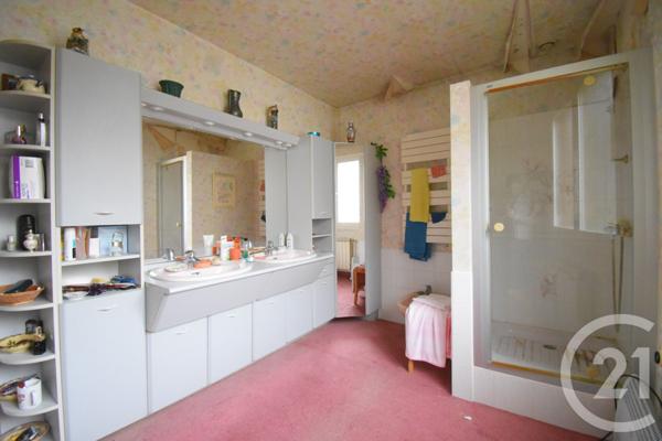 Maison à vendre  4 pièces - 136,80 m2 VICHY - 03