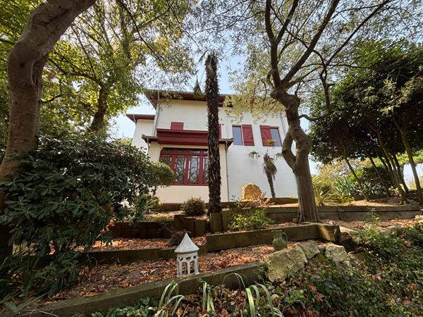 Studio entièrement refait 14,30 m² en ville de Printemps ! , Arcachon