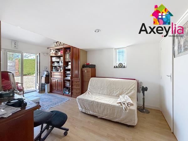 Notre-Dame-de-Boisset (42120) A VENDRE - NOTRE-DE-BOISSET - MAISON AVEC 4 CHAMBRES, GARAGE DOUBLE, GRAND TERRAIN, PISCINE ET VUE EXCEPTIONNE