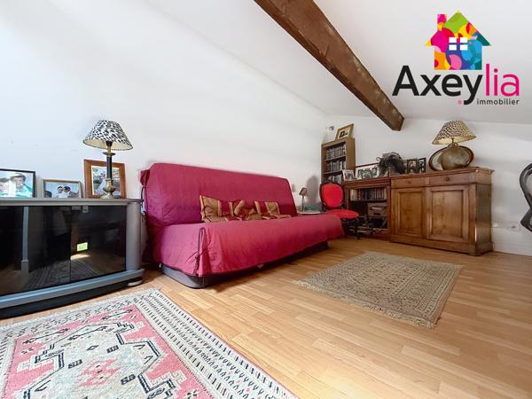 Notre-Dame-de-Boisset (42120) A VENDRE - NOTRE-DE-BOISSET - MAISON AVEC 4 CHAMBRES, GARAGE DOUBLE, GRAND TERRAIN, PISCINE ET VUE EXCEPTIONNE