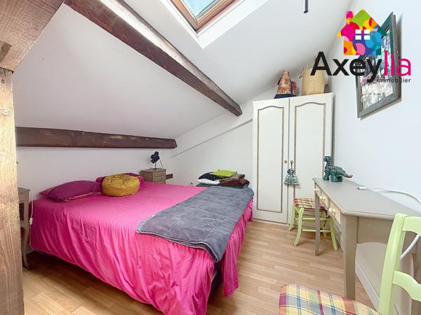 Notre-Dame-de-Boisset (42120) A VENDRE - NOTRE-DE-BOISSET - MAISON AVEC 4 CHAMBRES, GARAGE DOUBLE, GRAND TERRAIN, PISCINE ET VUE EXCEPTIONNE