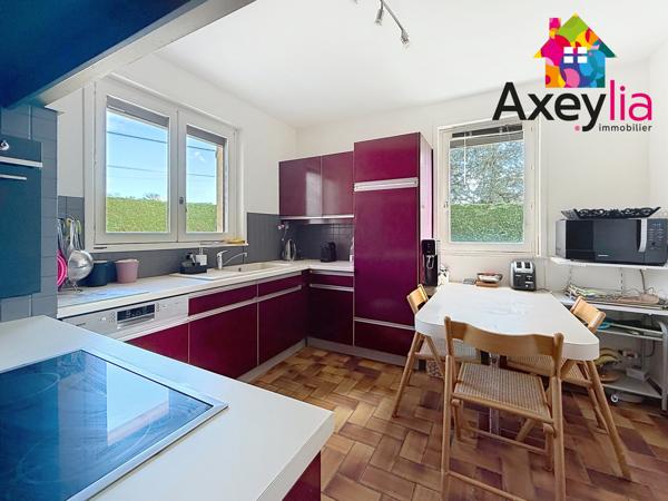 Notre-Dame-de-Boisset (42120) A VENDRE - NOTRE-DE-BOISSET - MAISON AVEC 4 CHAMBRES, GARAGE DOUBLE, GRAND TERRAIN, PISCINE ET VUE EXCEPTIONNE