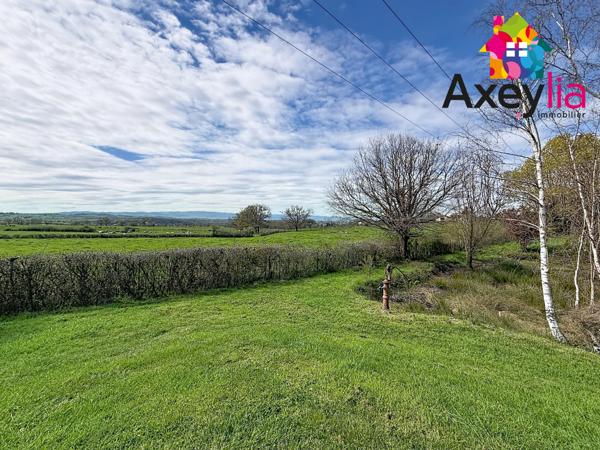 Notre-Dame-de-Boisset (42120) A VENDRE - NOTRE-DE-BOISSET - MAISON AVEC 4 CHAMBRES, GARAGE DOUBLE, GRAND TERRAIN, PISCINE ET VUE EXCEPTIONNE