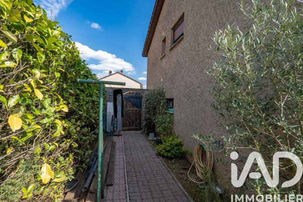 Maison à vendre 6 pièces 140 m² Mondelange