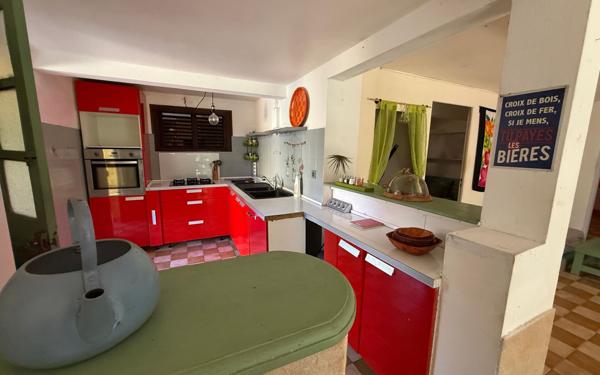 Maison à vendre    8 pièces •  Sainte-Luce