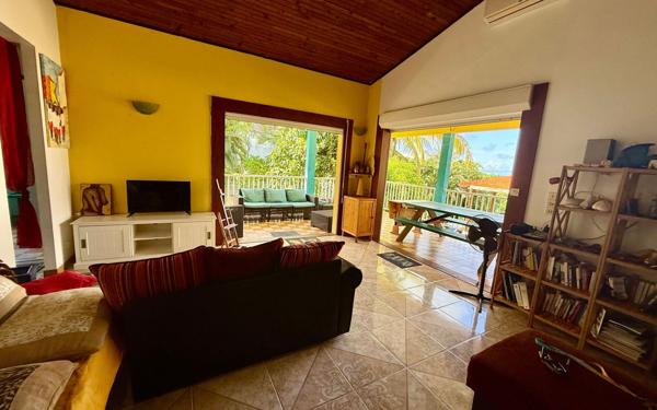 Maison à vendre    8 pièces •  Sainte-Luce