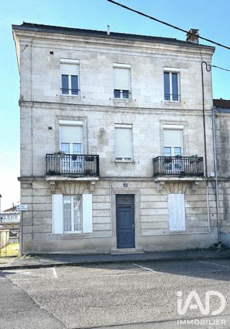 Immeuble à vendre 232 m² Coutras