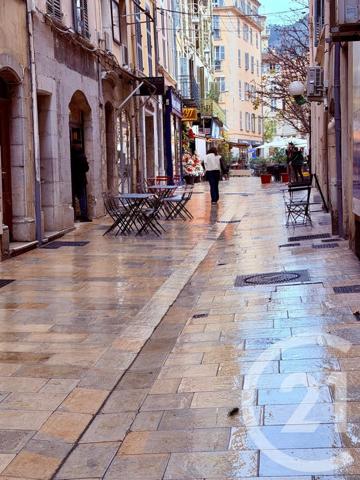 à vendre  40,28 m2 TOULON - 83