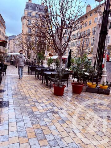 à vendre  40,28 m2 TOULON - 83