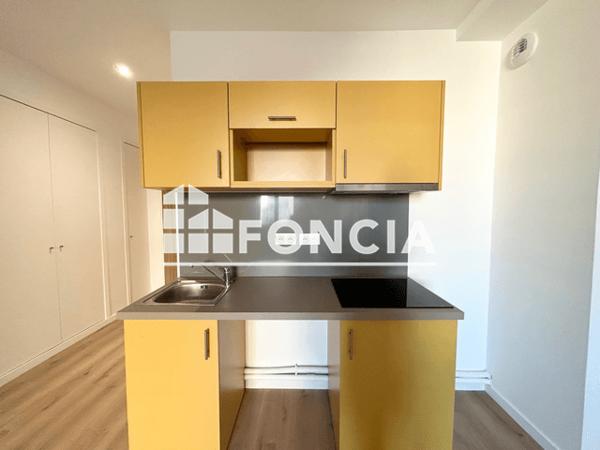 Location Appartement 2 pièces 48.21 m² - 72 BOULEVARD DU PRESIDENT CARNOT APPT 202 Agen 47000