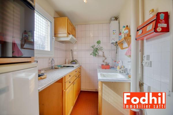 Châtenay-Malabry, Appartement 3 pièces de 60 m², 3 chambres avec cave.