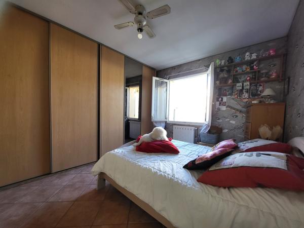 Vitrolles (13127) VILLA TYPE BASTIDE PROVENCALE 185 M2 AVEC PISCINE ET STUDIO VUE SUR ETANG