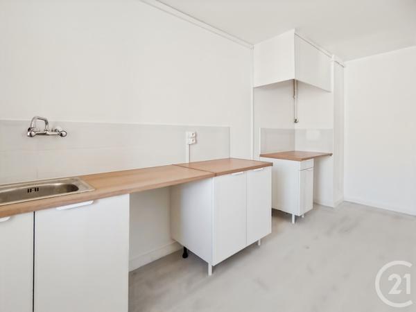Appartement T3 à vendre  3 pièces - 56,81 m2 MARSEILLE - 13011