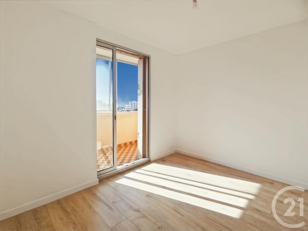 Appartement T3 à vendre  3 pièces - 56,81 m2 MARSEILLE - 13011