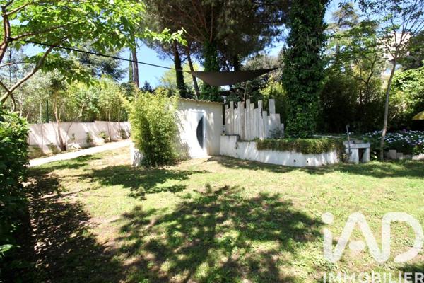 Maison à vendre 7 pièces 235 m² Marseille 12
