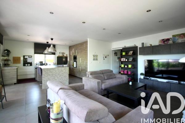 Maison à vendre 7 pièces 235 m² Marseille 12