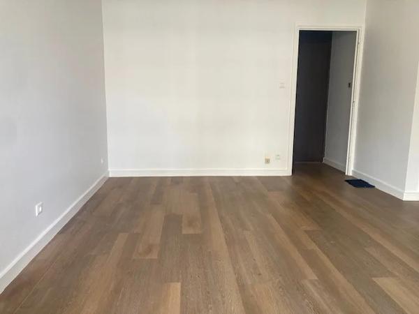 APPARTEMENT T2 A LOUER - LYON 6EME ARRONDISSEMENT Edgard Quinet 40 m 2 1 600 € charges comprises par mois