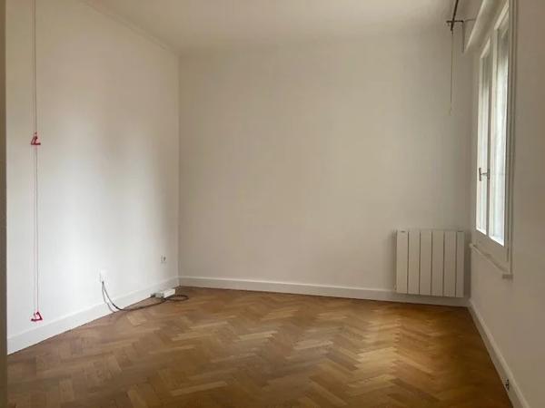 APPARTEMENT T2 A LOUER - LYON 6EME ARRONDISSEMENT Edgard Quinet 40 m 2 1 600 € charges comprises par mois