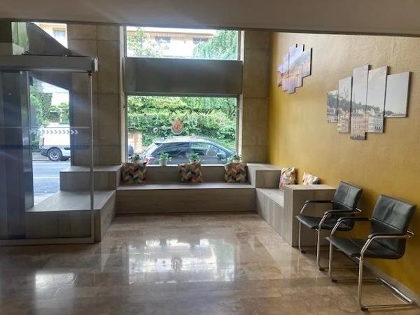 APPARTEMENT T2 A LOUER - LYON 6EME ARRONDISSEMENT Edgard Quinet 40 m 2 1 600 € charges comprises par mois