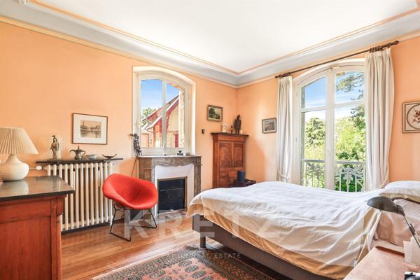 A vendre - Maison - le Vésinet sud - 5 chambres - 167 m2 - terrain de 1572 m2