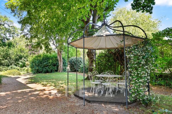 A vendre - Maison - le Vésinet sud - 5 chambres - 167 m2 - terrain de 1572 m2