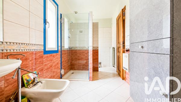 Maison à vendre 6 pièces 139 m² Meschers-sur-Gironde
