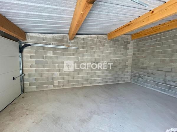 Location parking / box Verniolle - 1 pièce(s) - 40 m² - 180 €/mois