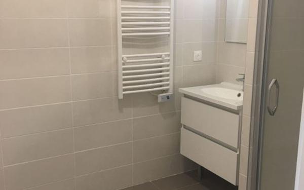 Appartement à louer    2 pièces •  Nice