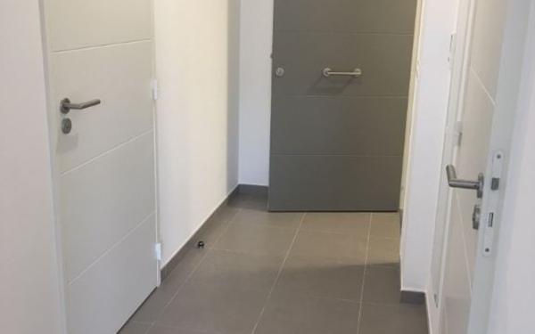 Appartement à louer    2 pièces •  Nice