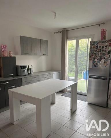 Maison à vendre 4 pièces 66 m² Saint-Arnoult-en-Yvelines