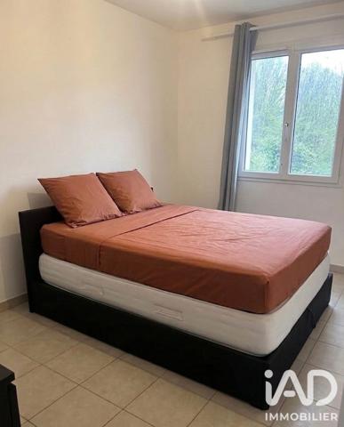 Maison à vendre 4 pièces 66 m² Saint-Arnoult-en-Yvelines