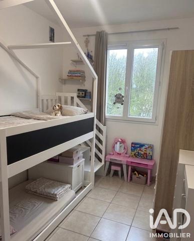 Maison à vendre 4 pièces 66 m² Saint-Arnoult-en-Yvelines