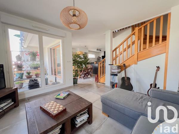 Duplex 5 pièces de 106 m² à Bois-Colombes (92270)