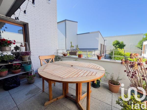 Duplex 5 pièces de 106 m² à Bois-Colombes (92270)