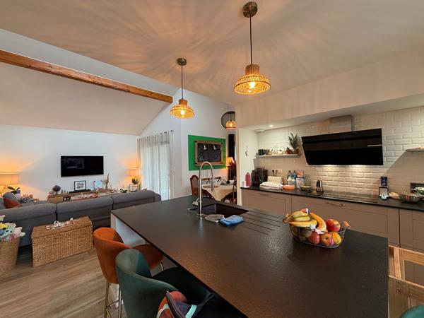 À LOUER ? MAISON T4 DE PLAIN-PIED AVEC JARDIN ET CARPORT
