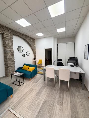 Local commercial de 72 m2 sur le cours