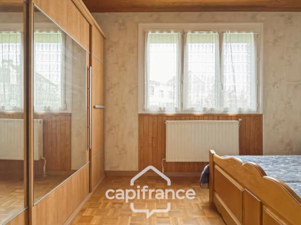 Maison 6 pièces avec jardin proche centre-ville