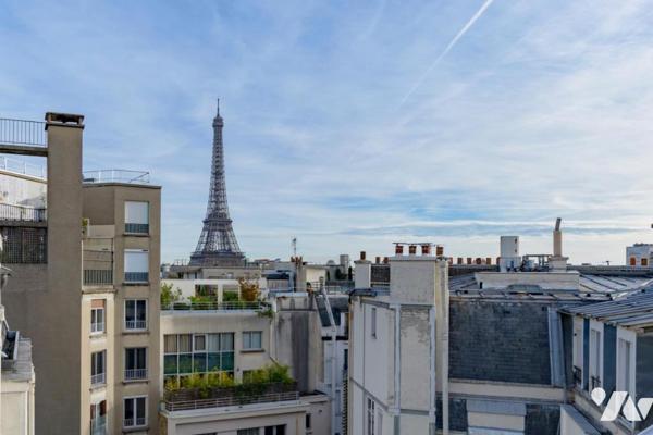 PARIS 16 / PASSY - STUDIO ÉTAGE ÉLEVÉ VUE TOUR EIFFEL & ASCENSEUR