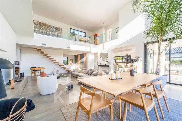 Villa d'architecte en bord de mer