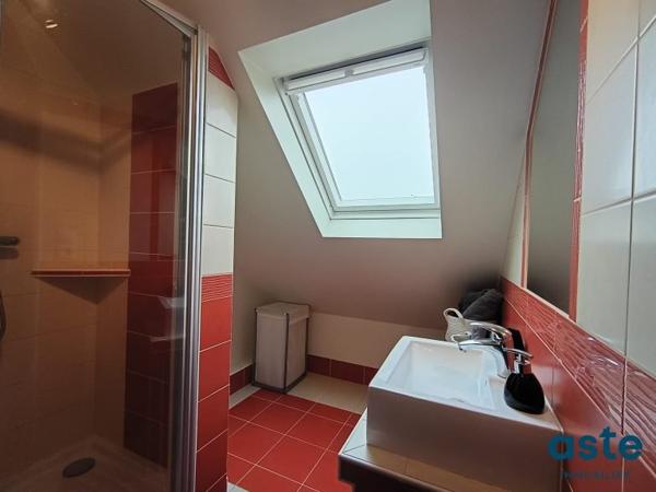 Maison 6 pièces 154 m² à Lannilis – Vie de plain-pied, 4 chambres, piscine et jardin