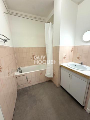 APPARTEMENT À VENDRE DE 5 PIÈCES DE 99,88 M²